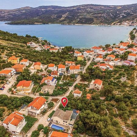 Stunning Home In Marina With Heated Swimming Pool Екстер'єр фото