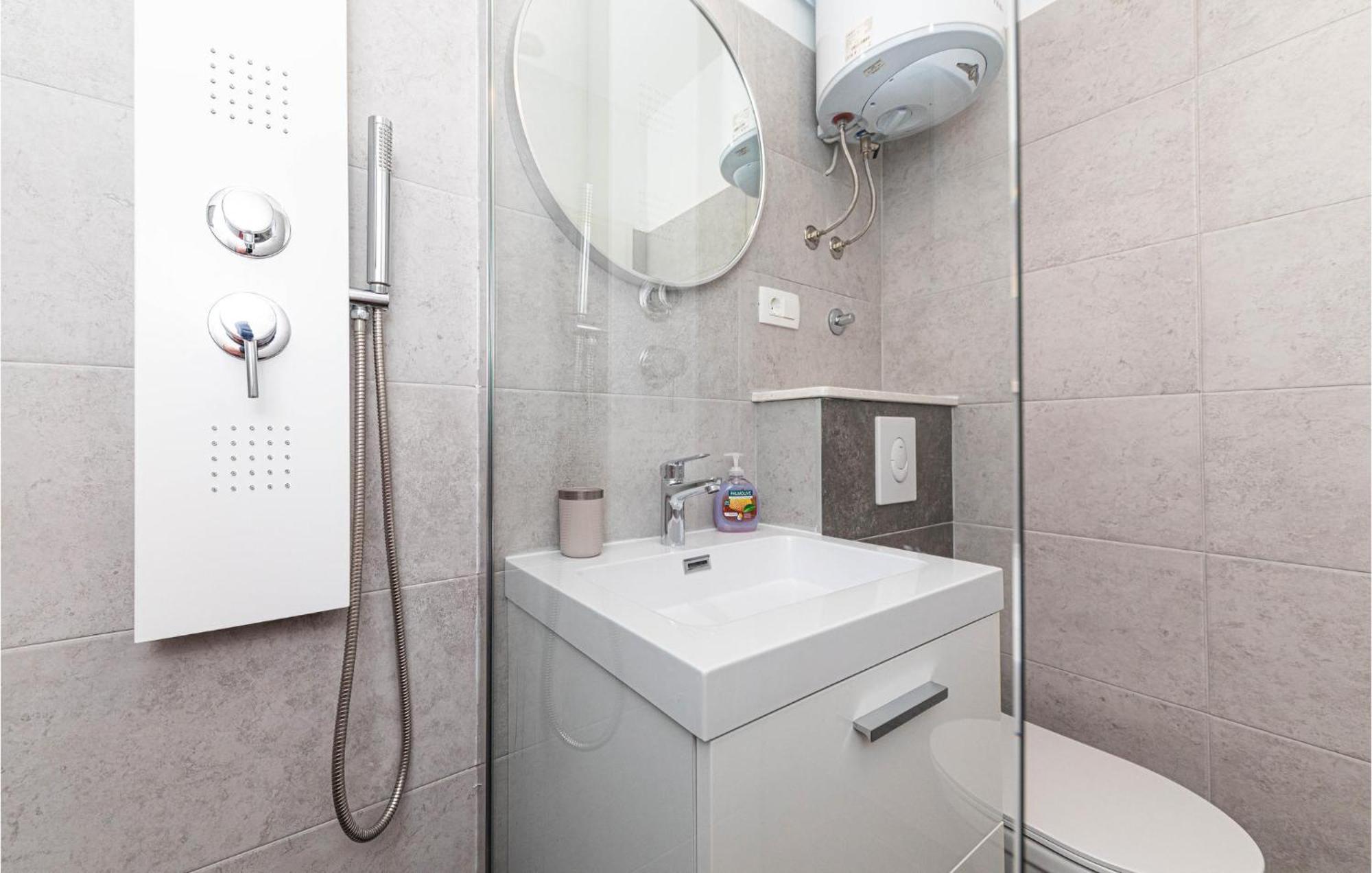 Stunning Home In Marina With Heated Swimming Pool Екстер'єр фото