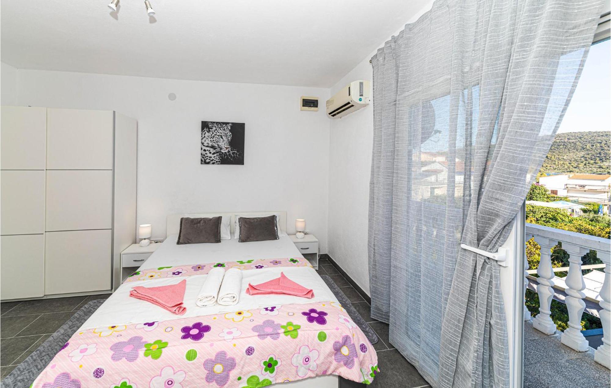 Stunning Home In Marina With Heated Swimming Pool Екстер'єр фото