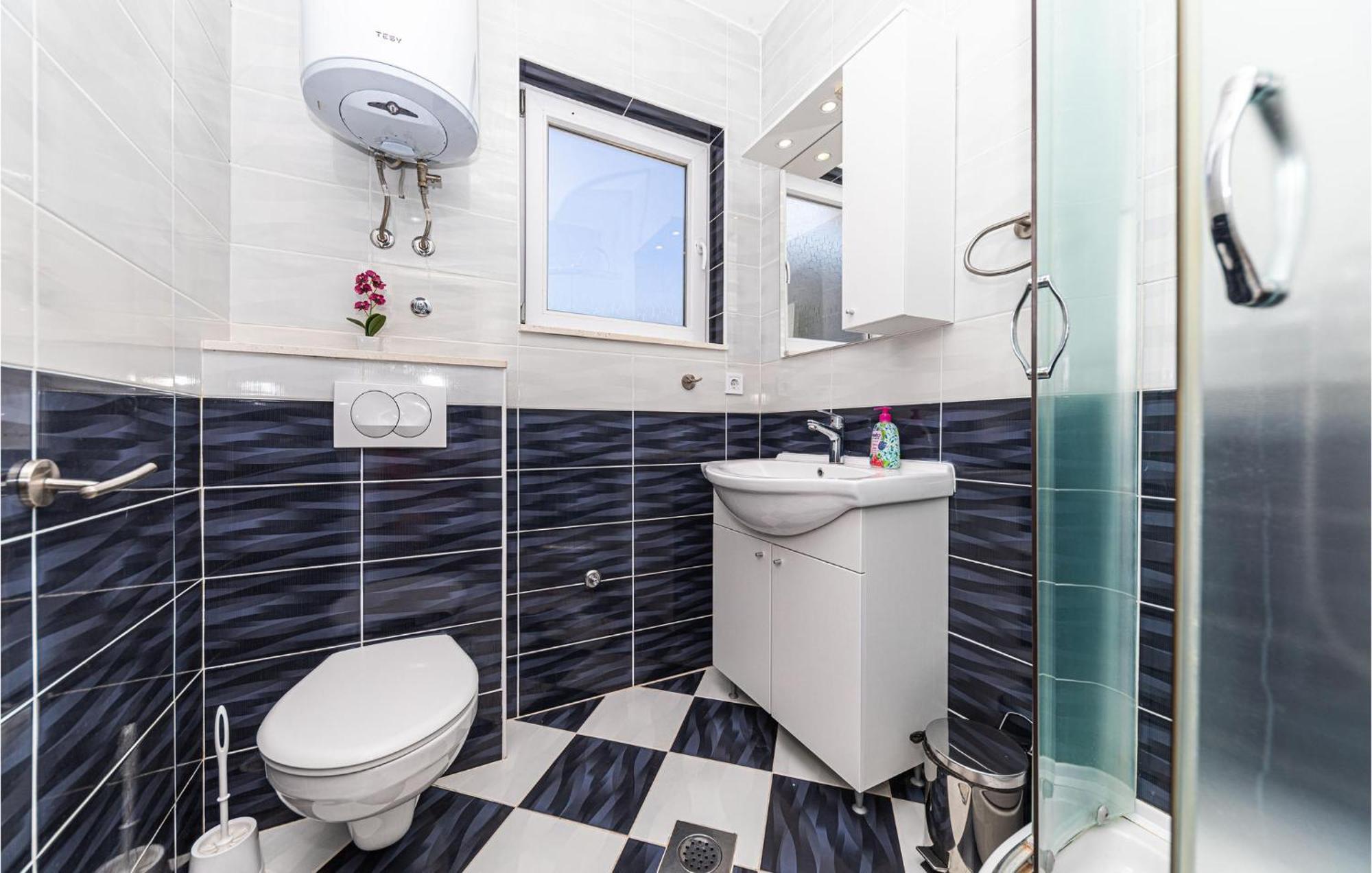 Stunning Home In Marina With Heated Swimming Pool Екстер'єр фото