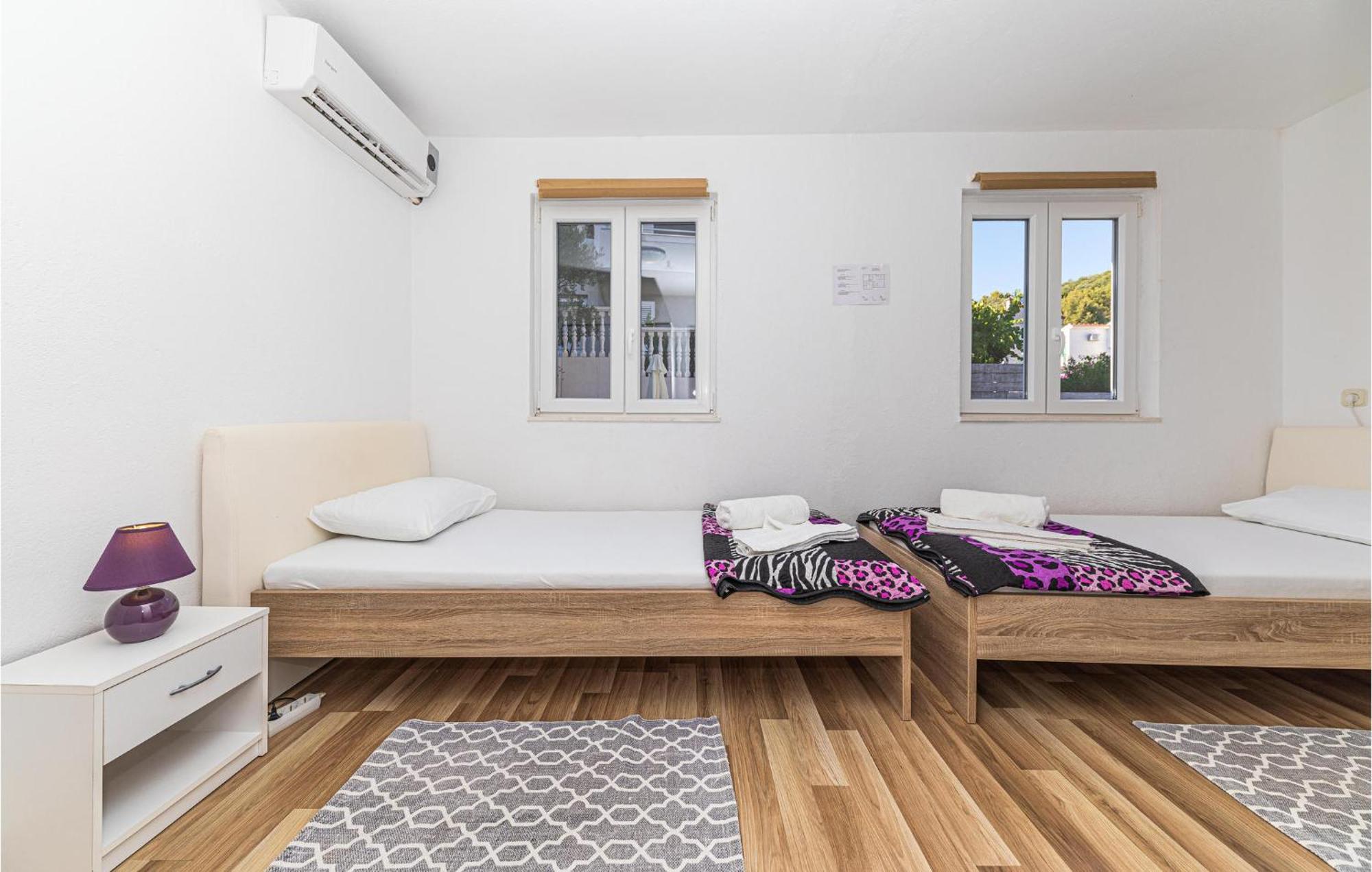 Stunning Home In Marina With Heated Swimming Pool Екстер'єр фото