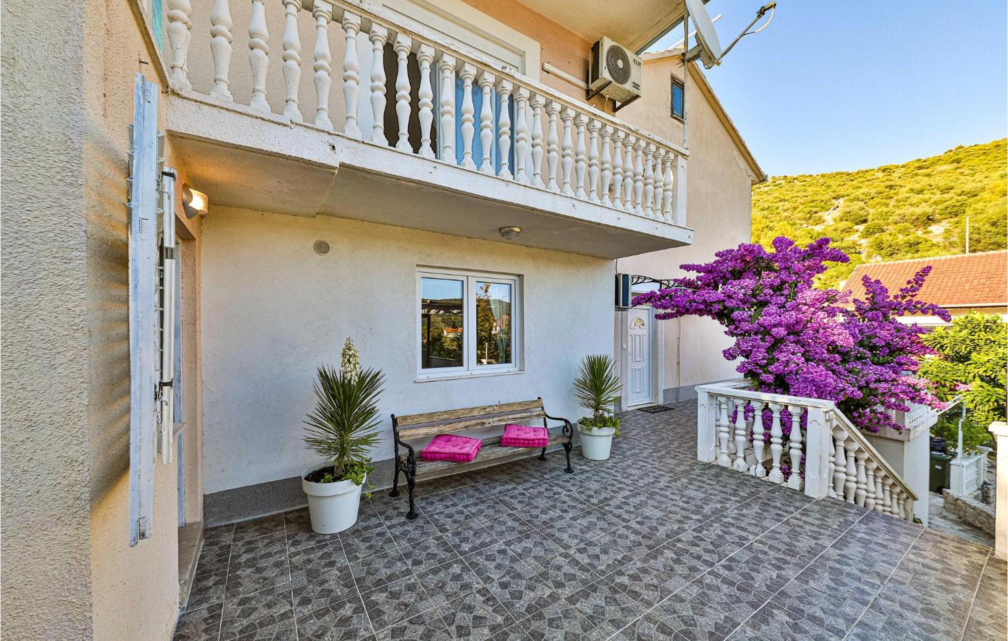 Stunning Home In Marina With Heated Swimming Pool Екстер'єр фото